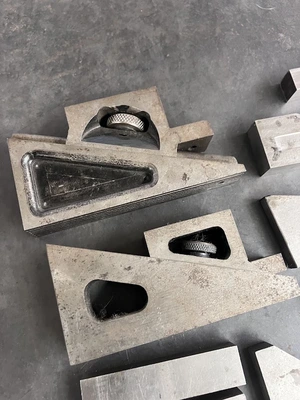 Used _UNKNOWN_ _UNKNOWN_ Precision Angle Plates Michigan US | Miedema Asset Management Group #1360865