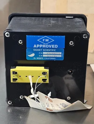 SIGNET INDUSTRIAL P50940-1 SELF POWERED ANALOG FLOMETER. Loc6F