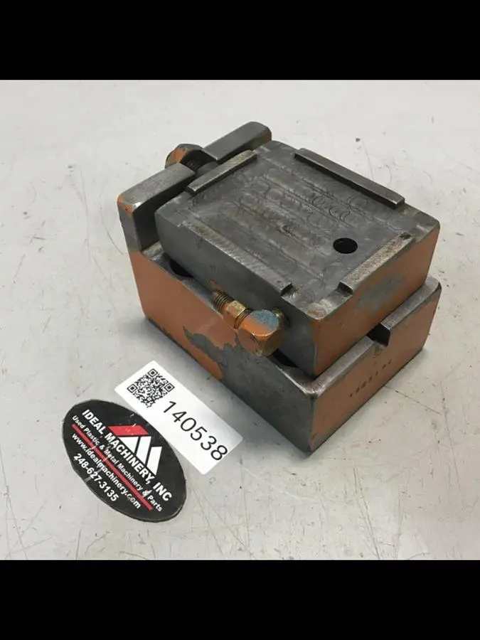 USED CINCINNATI MILACRON 3955175