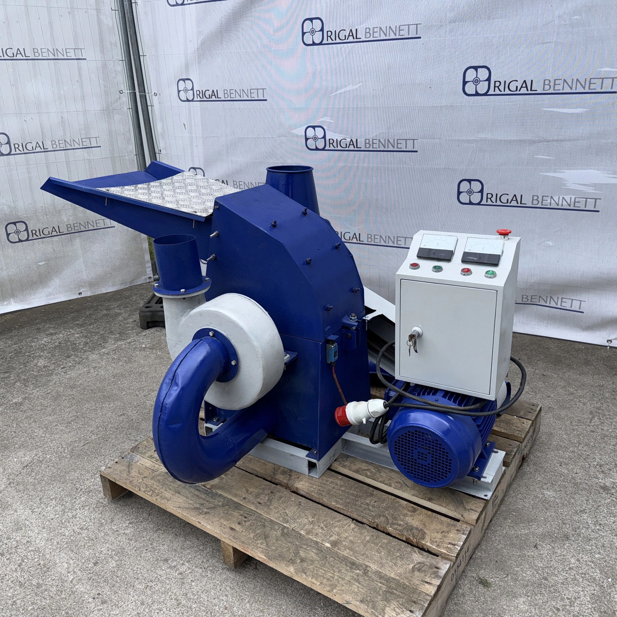 Evertec M/S Swing Hammer Mill 7.5 Kw Type CF420