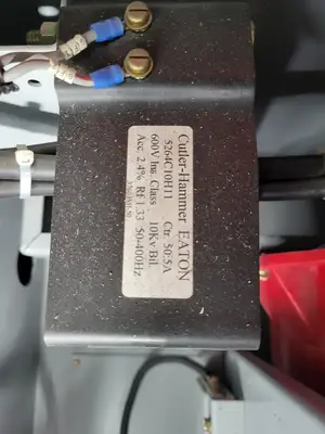 USED 2002 SQUARE D NG44D