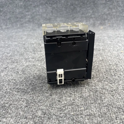 Used Fuji Electric BB3AEA-010 Circuit Breakers California US | Davliegogo LLC #1706698