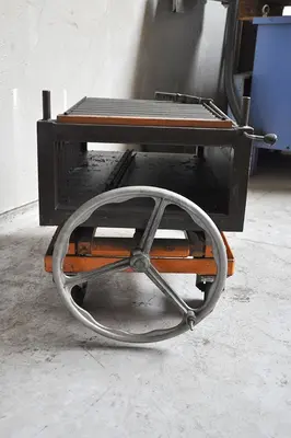 USED ROLLERTABLE & SCISSORLIFT