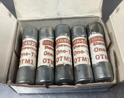 GOULD SHAWMUT OTM1 FUSE 1A 250VAC 4C-25