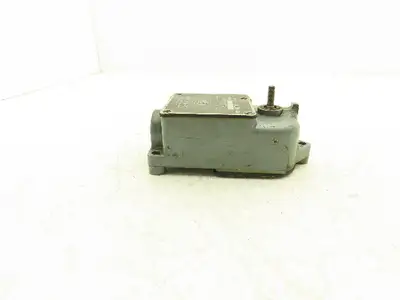 Allen-Bradley Bulletin 801 ASC2-5X Limit Switch NO/NC Contact Ser A 600V