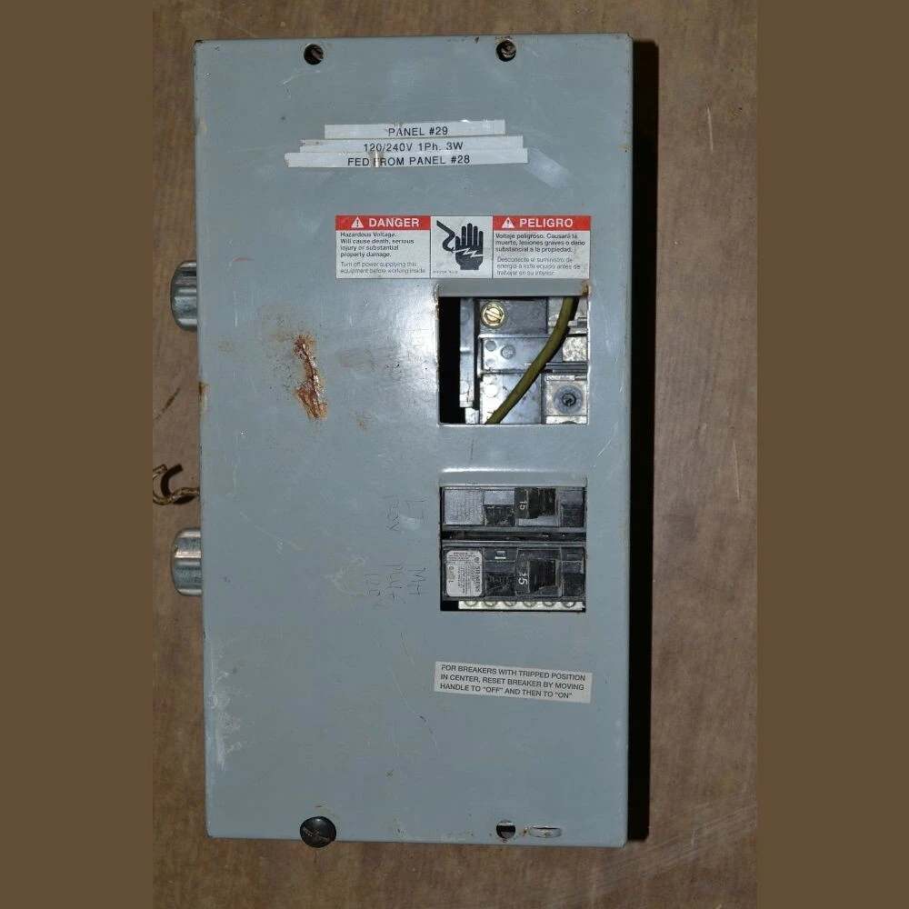 Siemens 125 Amp Breaker Panel