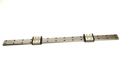 Used THK SHW21CR2QZ+680L, SHW21CR, UN7K13 Linear Guides Michigan US | Maverick Industrial Sales #1396844