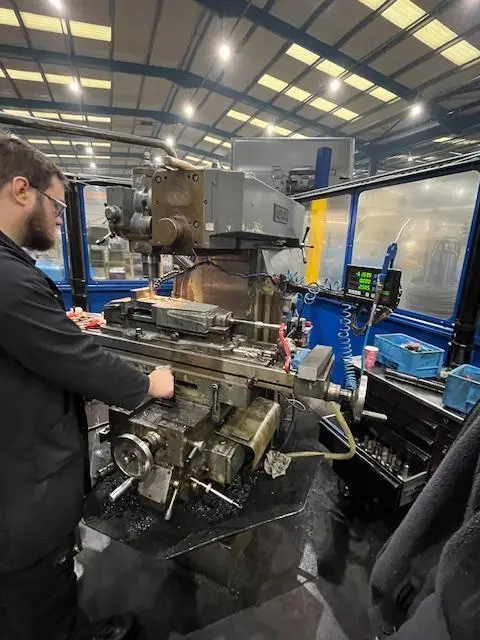 Used AJAX UMD Universal Horizontal Mills Connecticut US | HARITON MACHINERY COMPANY #786732