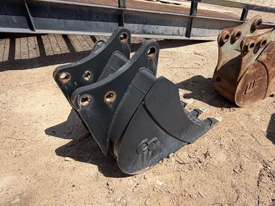 Used _UNKNOWN_ _UNKNOWN_ Multipurpose Buckets Texas US | Miedema Asset Management Group #1312858