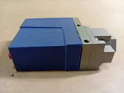 NEW TELEMECANIQUE XMLA160D2S11