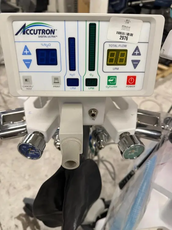 Used PT Medical Technologies Flowmeter Portable Accutron Digital Ultra 4 Tank System Flowmeters Texas US | PT Medical Technologies #1458962