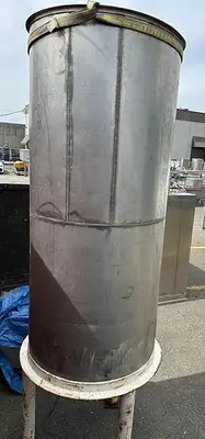 500 Gallon Vertical SS Tank
