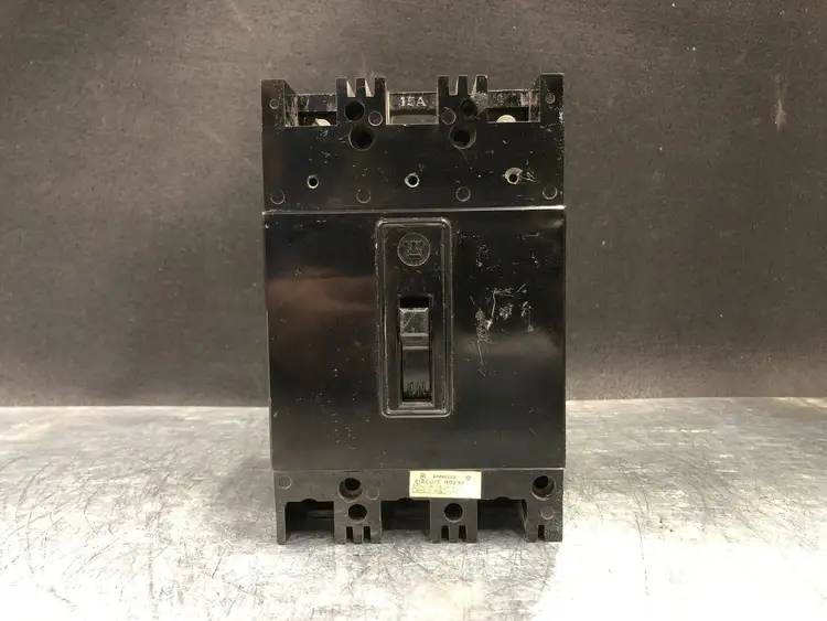 Used WESTINGHOUSE FA2015 Switchgears British Columbia CA | Lenmark #244106