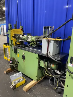 Used 1998 ARBURG 221 M 35075 U Injection Molding Machines Ohio US | HGR 24 #1005808