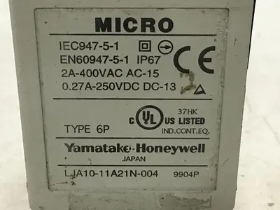 USED YAMATAKE LJA10-11A21N-004
