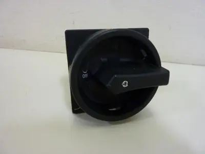 USED MOELLER T0-2-1