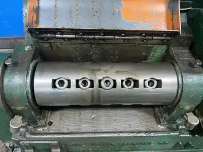 Used THE LEWIS MACHINE CO. 2CG Wire Straighteners & Cut-Offs Ohio US | HGR 24 #1415136