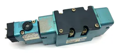 Used MAC Solenoid Valve Assembly Solenoid Valves Michigan US | Maverick Industrial Sales #1463899