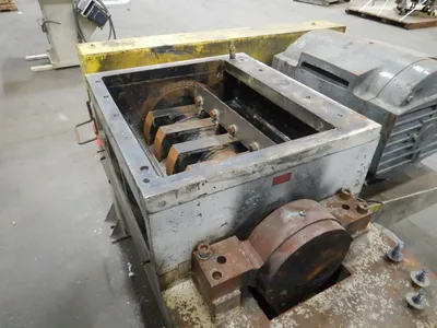 BATTENFELD GLOUCESTER 1428HD Broyeur broyeur caoutchouc et plastique (0 - 20 CV) | Perry Equipment (10)