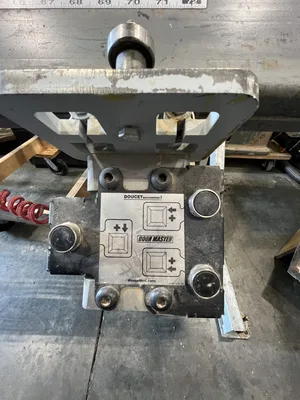 Doucet SDM-M-1-30-72 Mitre Door Clamp