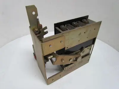 Telemecanique D10S2 60 Amp Disconnect Switch Assembly w/Handle 3-Pole