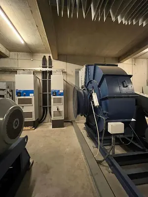 USED 2010 UNIGLASS UGTPLUS 1548-1-R