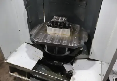 2023 HAAS EC-400PP Horizontal Machining Centers | Machinery Network (12)