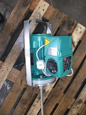 R-B Clamp On Stirrer 1.1 kW V/Speed 1Ph