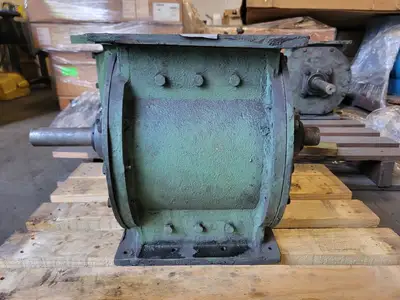 8" x 8" Rotary Airlock Valve