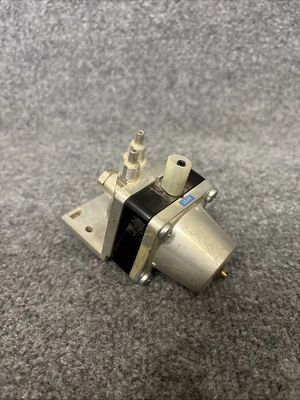 New | in-Stock Johnson Controls R-3030-I Relays & Switches California US | Davliegogo LLC #1706471