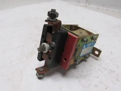 Prestolite Electric JAA4011A 24V Relay Contactor From a Raymond 019-E6OL Lift