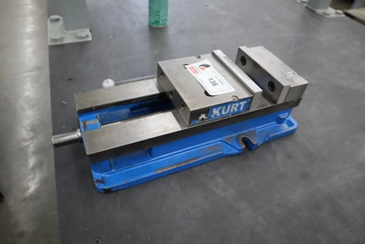 Used KURT WORKHOLDING SOLUTIONS D688 Vises Minnesota US | Machinesused.com #1505750