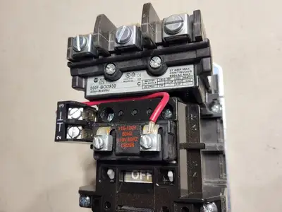 27 Amp, 3 Pole, NEMA1, 110/120 VAC Coil Base Contactor 500F-BOD930