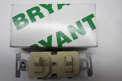 NEW BRYANT 6400I SINGLE POLE SWITCH