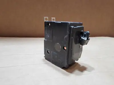 USED SQUARE D QOB215