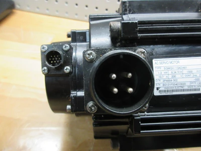 USED 2013 USED HAAS PARTS AND TOOLING 62-10013 SGMGV-13ADA61 SERVO MOTOR