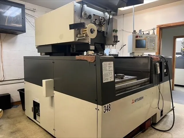 Used 2003 MITSUBISHI EDM FA20 Wire EDM Illinois US | Advanced Capital Equipment #232607
