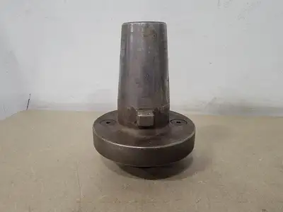 USED UNIVERSAL ENGINEERING 801171
