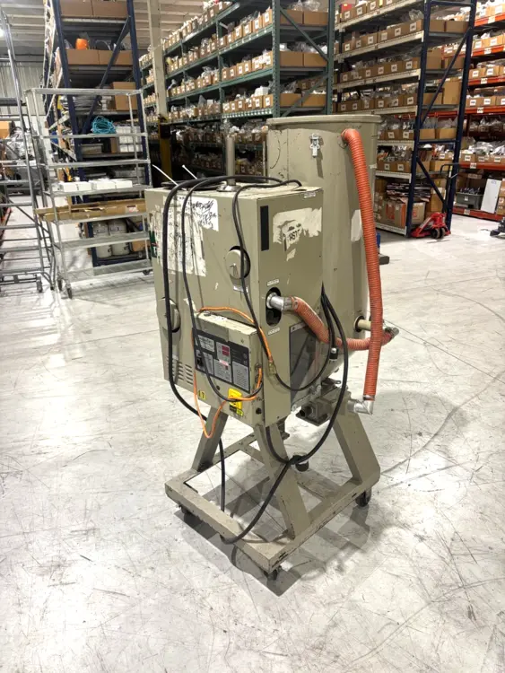 Used CONAIR HOPPER AND DRYER SYSTEM Hopper Dryers Michigan US | Maverick Industrial Sales #1091865