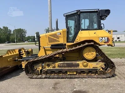 USED 2021 CATERPILLAR D5 LGP