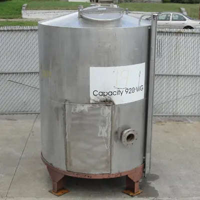 SPC7067  Tank 900 gallon vertical tank, Stainless Steel, conical