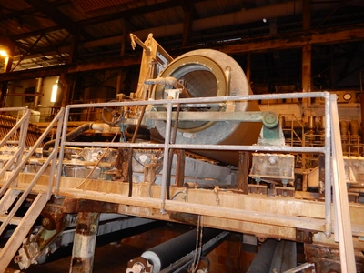 156" (3.92M) TRIM FOURDRINIER PAPER MACHINE 2,200 FPM NEW ALLEN BRADLEY DRIVE SYSTEM IN 2008