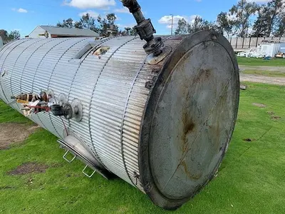 Tank, 2,000 Gallon, 316L Stainless Steel, UL 142, 5' X 14', Agitated #S743622