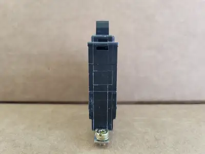 USED SQUARE D QOB115