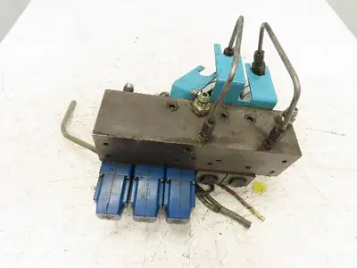 Vickers DG4V-3-2N-U-T-11-JA-S310 Sperry Hydraulic Direction Control Valve Block