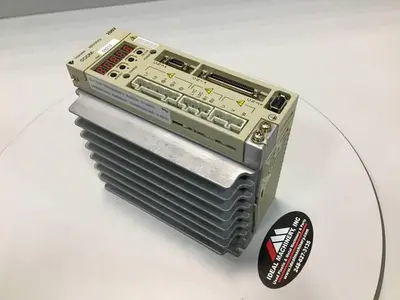 USED YASKAWA ELECTRIC SGDM-04ADA
