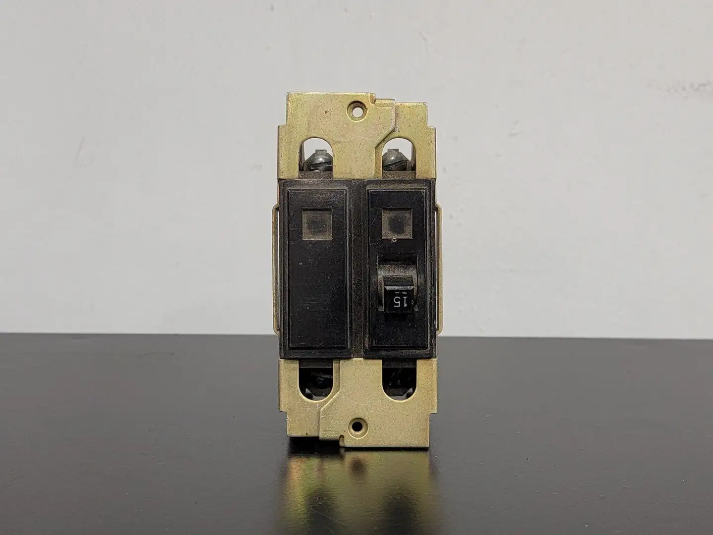 USED WESTINGHOUSE QCL2015
