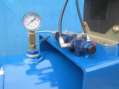 Haskel 8AGD-2 Single Stage Double Action Gas Booster with 80 Gallon Tank