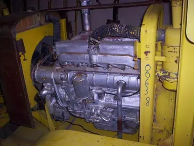 USED IHC INTERNATIONAL 6 CYLINDER DIESEL ENGINE
