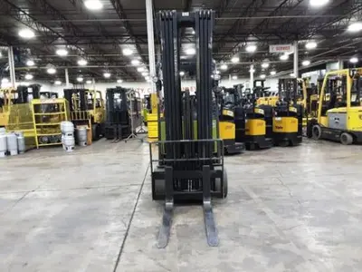 USED 2020 CLARK TMX25